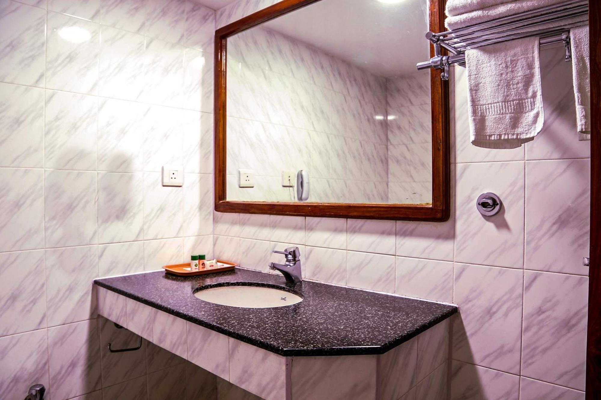 فندق Collection O Poojith Residency تيروباتي المظهر الخارجي الصورة